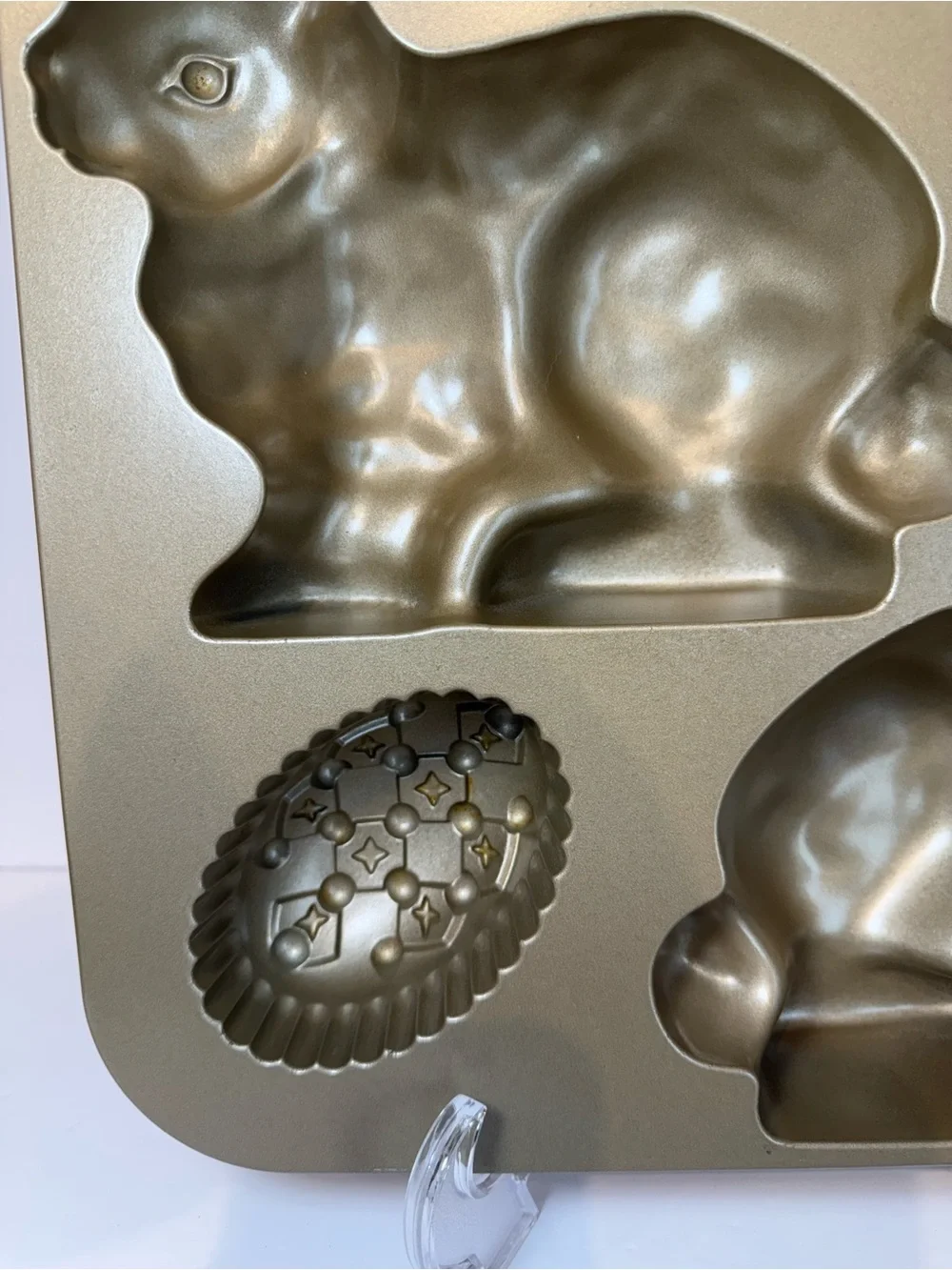 Nordic Ware Bunny Cake Pan Mold , 9.5 Cups, Makes 3D Easter Egg & Bunny. USA
